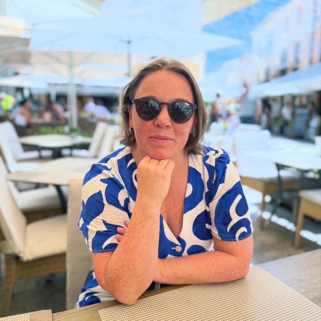 9bd214bf-cea8-4d5a-b804-4a5e53a28f30